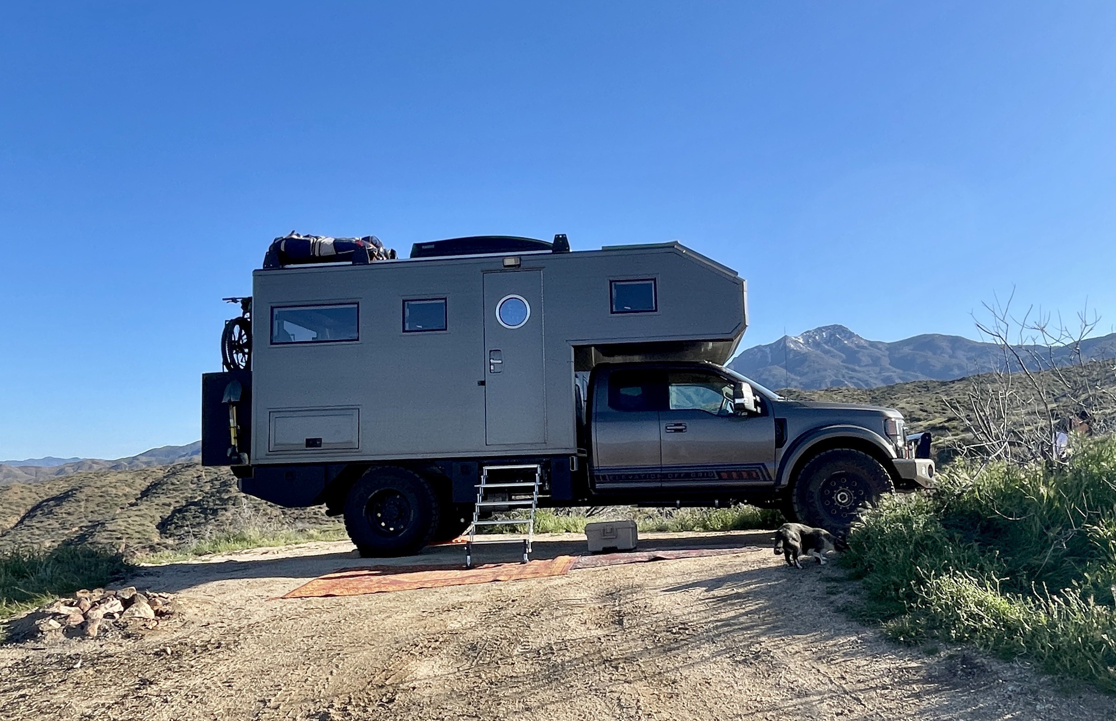 2021 Ford F-550 overland camper, photo 8 of 13